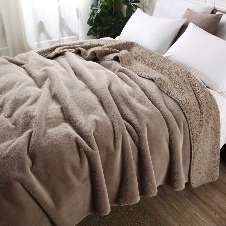 Плед искусственный мех Sofi De Marko Аурелия беж