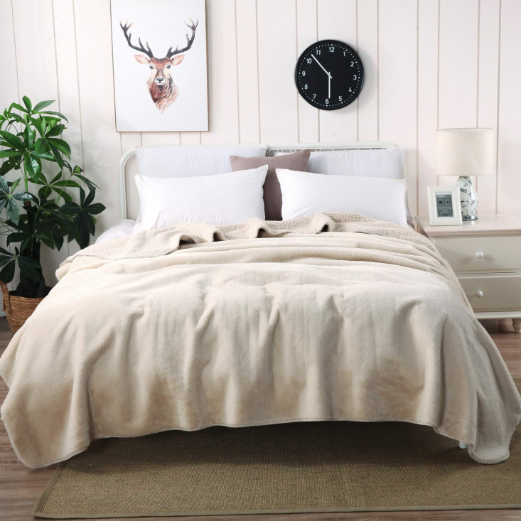 Плед искусственный мех Sofi De Marko Аурелия кремовый