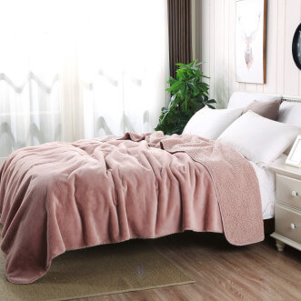 Плед искусственный мех Sofi De Marko Аурелия пудра - купить по низким ценам в Lux-Postel.com