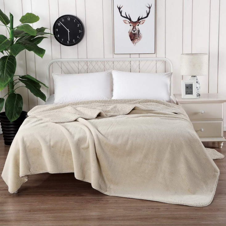 Плед искусственный мех Sofi De Marko Аурелия светло бежевый