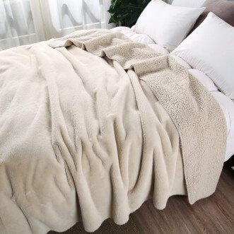 Плед искусственный мех Sofi De Marko Аурелия светло бежевый - купить по низким ценам в Lux-Postel.com