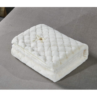 Плед искусственный мех Sofi De Marko Бернард молоко - купить по низким ценам в Lux-Postel.com