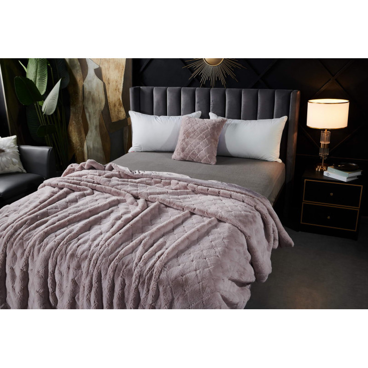 Плед искусственный мех Sofi De Marko Бернард пудра