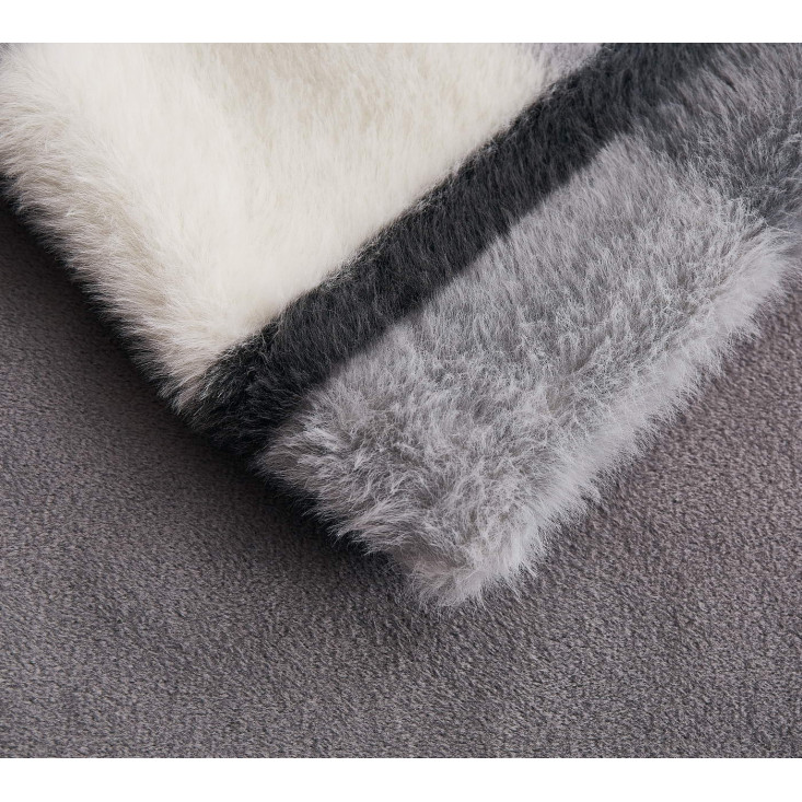 Плед искусственный мех Sofi De Marko Берри серый