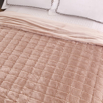 Плед искусственный мех Sofi De Marko Мадлен беж - купить по низким ценам в Lux-Postel.com