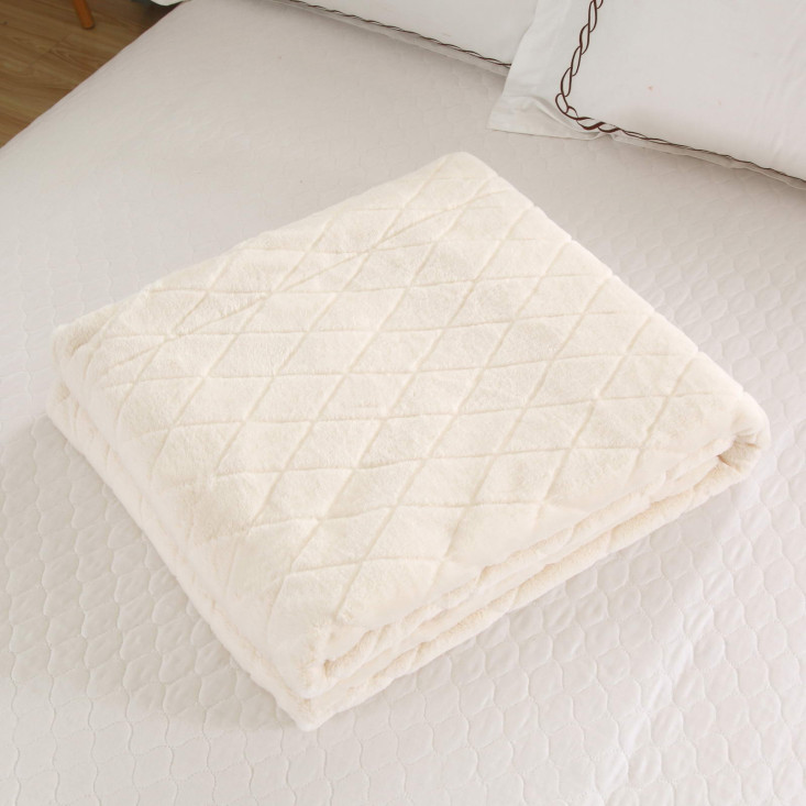 Плед искусственный мех Sofi De Marko Элайза молоко