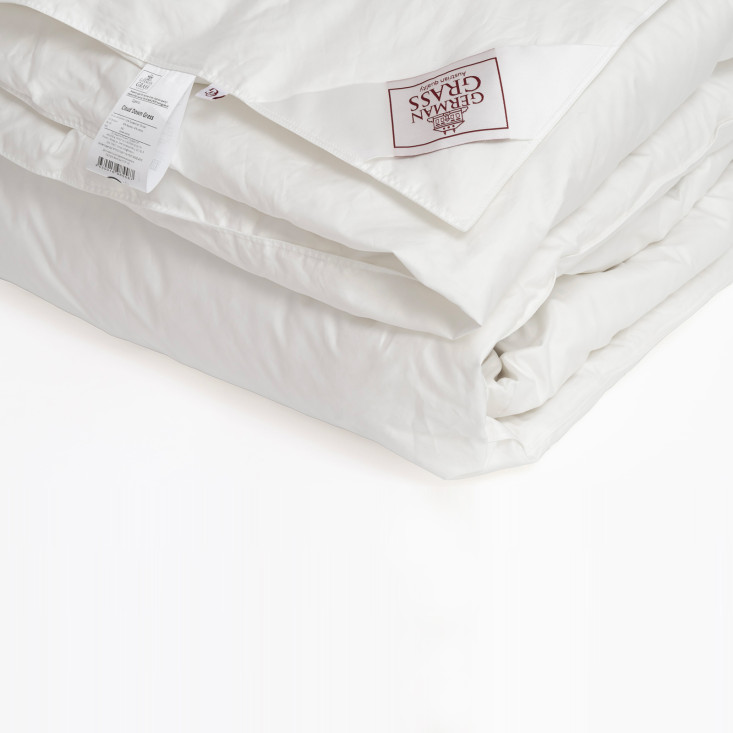 Одеяло евро 200х200 всесезонное Cloud Down German Grass