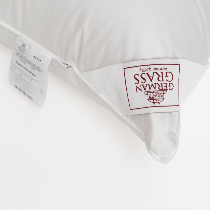 Подушка пуховая 50х70 Cloud Down мягкая отзывы