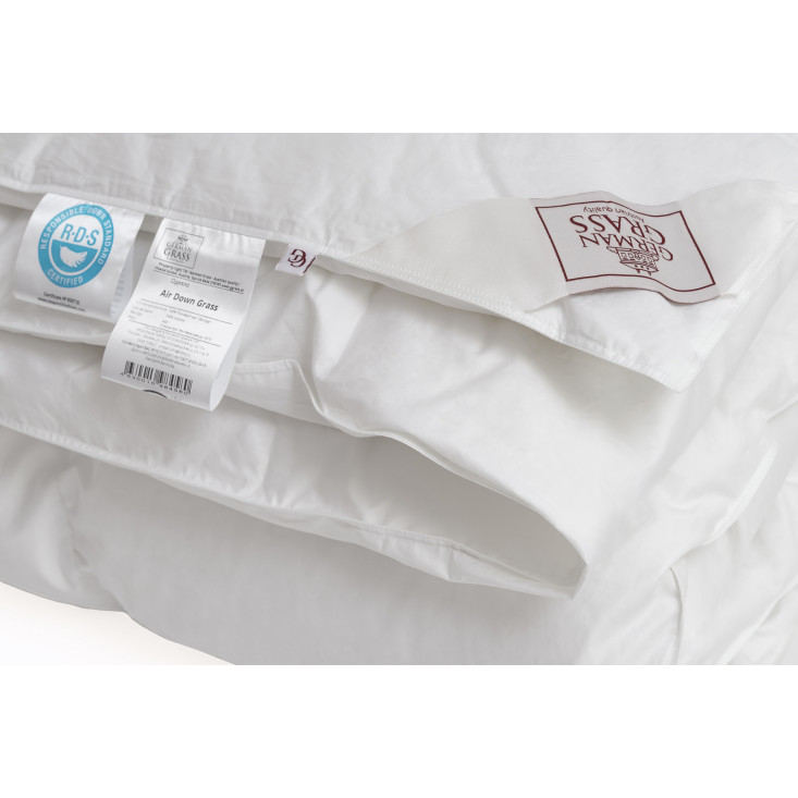 Одеяло 1,5 спальное 160х220 облегченное Air Down