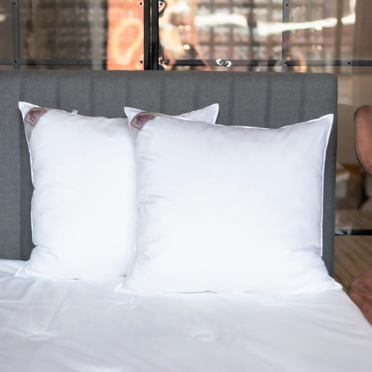 Подушка шелковая 50x70 German Grass Luxury Silk Grass средняя