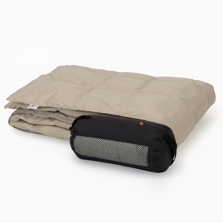 Дорожное пуховое одеяло 140х200 Travel Plaid Grass grey-beige German Grass