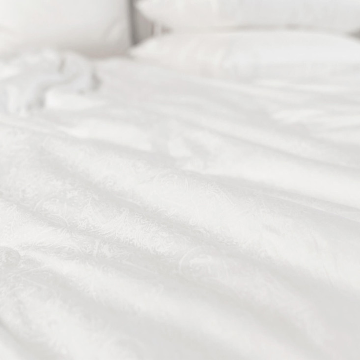 Одеяло шелковое евро макси 220х240 легкое German Grass Paisley Silk Grass