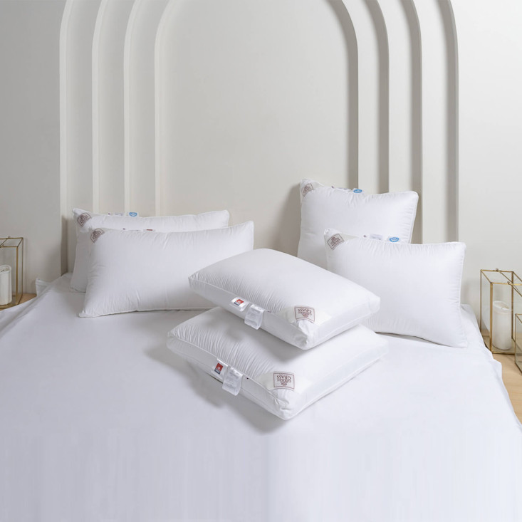 Подушка пуховая 50х70 трехкамерная 3D с бортиком Thermo Down Grass German Grass с терморегуляцией