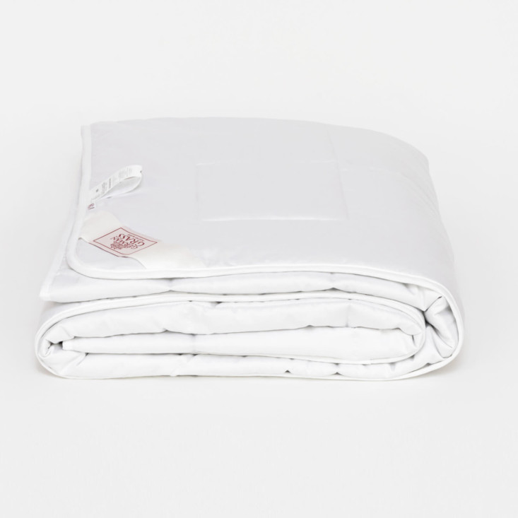 Наматрасник 200х200 всесезонный на резинках German Grass Matress Camel Wool Grass