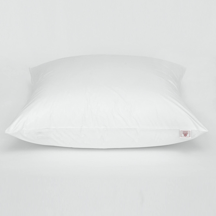 Защитный наперник на молнии 70х70 Protective Pillow Grass German Grass