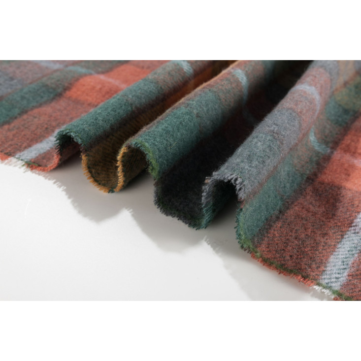 Шерстяной плед Valtery рыжий со скидкой в магазине Lux-Postel.com