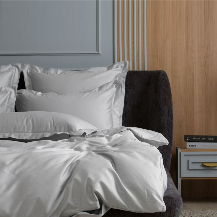 Простыня на резинке мако-сатин 180х200х40 Ash grey Allure Grass German Grass