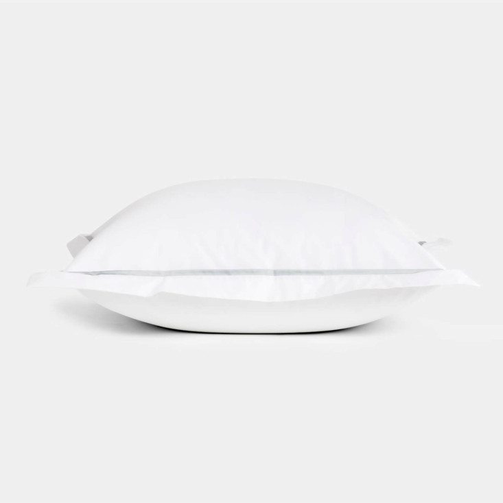 Наволочки мако-сатин 70х70 Ash grey Allure Grass German Grass с узкой отделкой