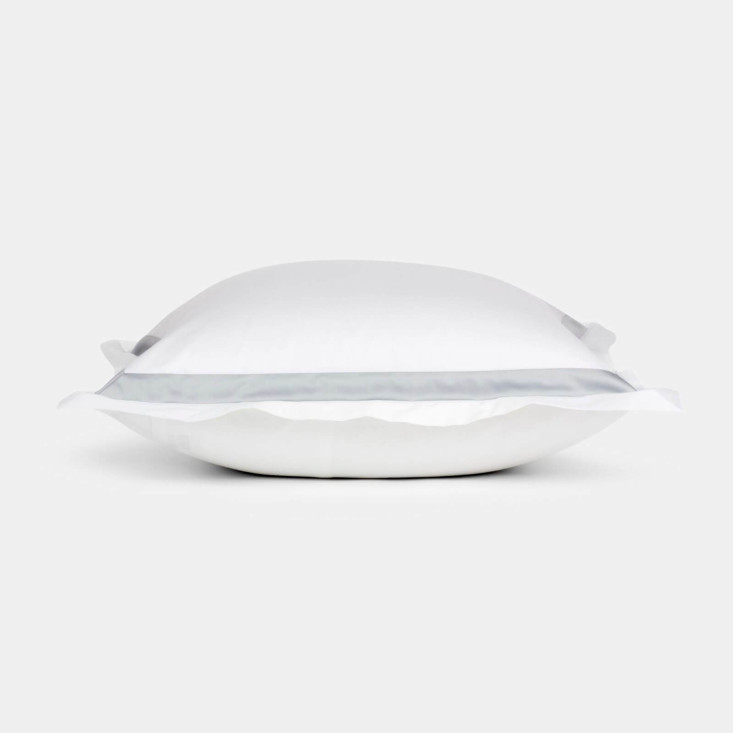 Наволочки мако-сатин 50х90 Ash grey Allure Grass German Grass с широкой отделкой описание